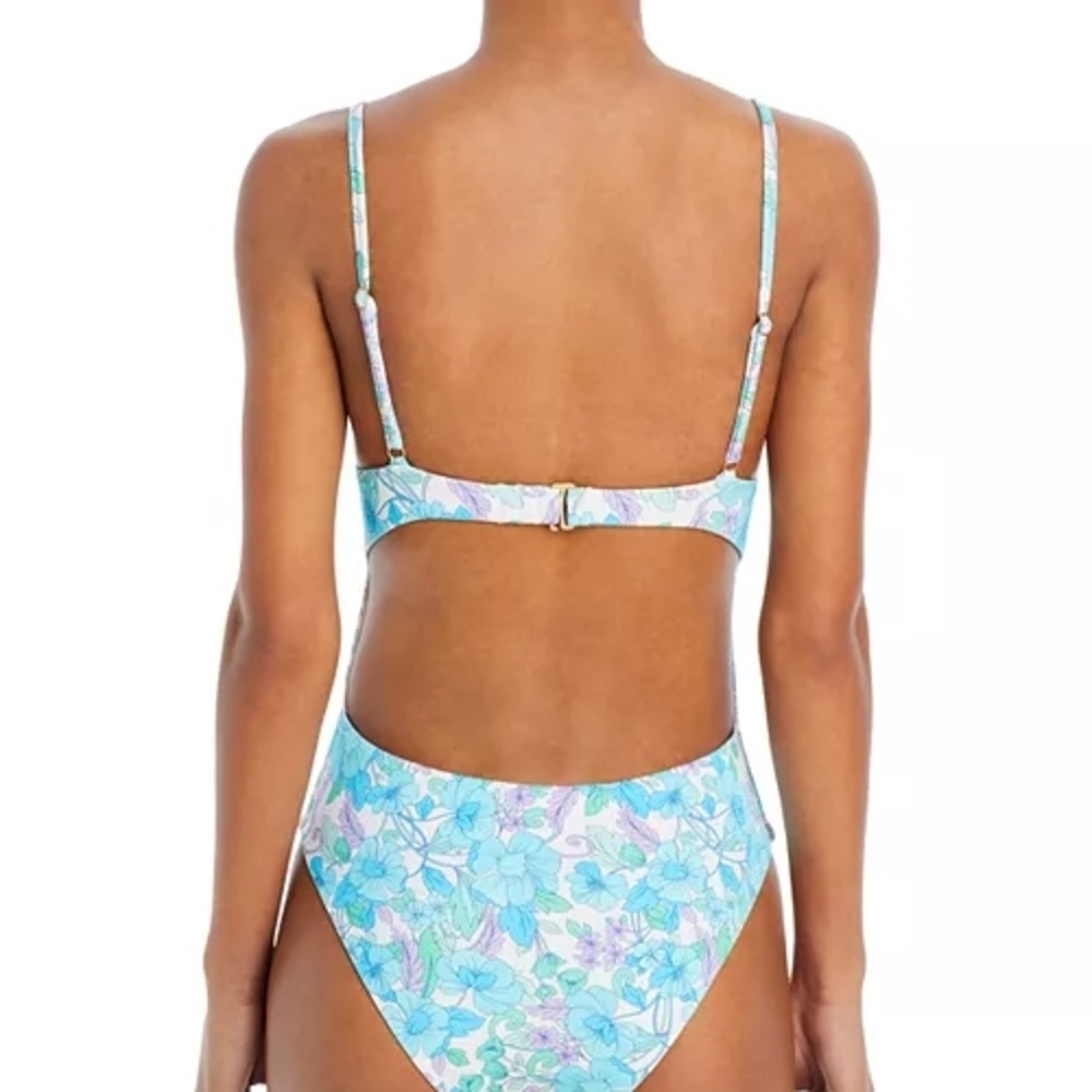 AQUA Smocked Underwire One Piece Swimsuit - Picture 3 of 6